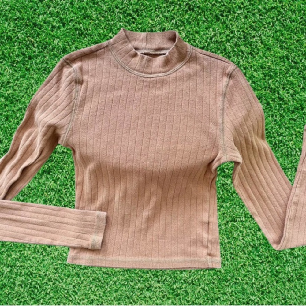 American Eagle Turtleneck Brown Ribbed Top size xs